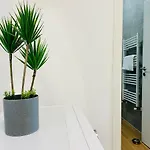 Aventurescu Coresi Apartament *
